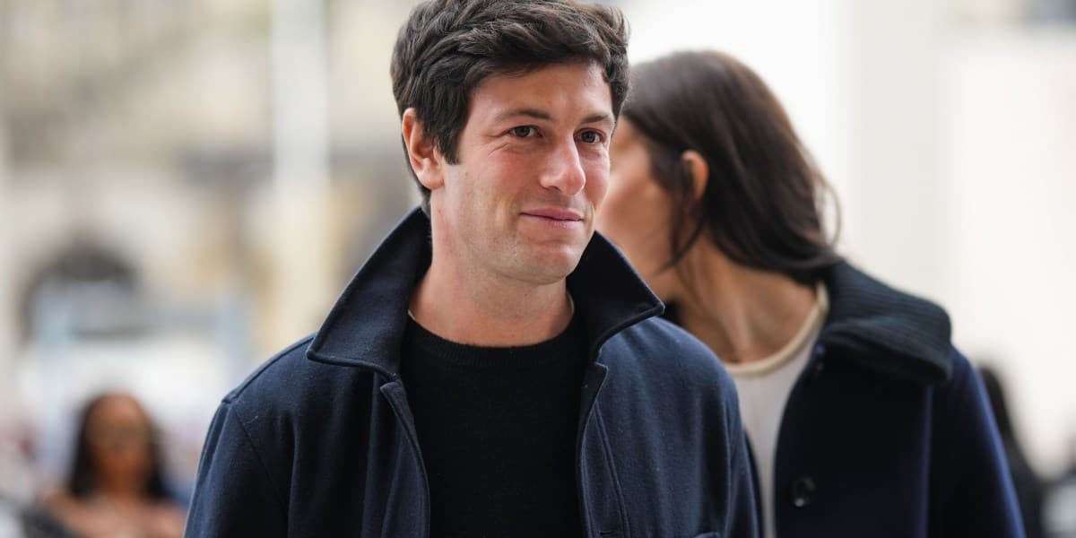 Thrive Capital has invested in more than a dozen other VC firms from its  growth fund   Fortune